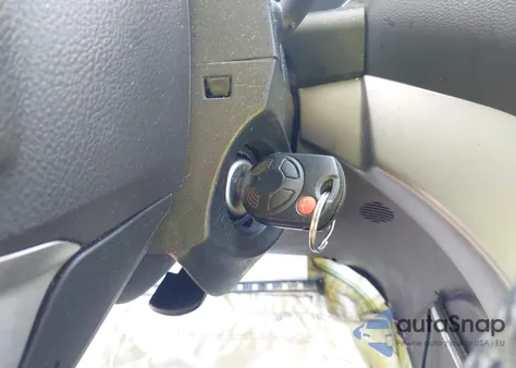 2014 Ford Escape Se z USA, uszkodzony, nr VIN 1FMCU0GX6EUC03359